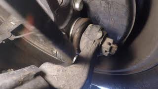 Lower ball joint check. Prybar method.