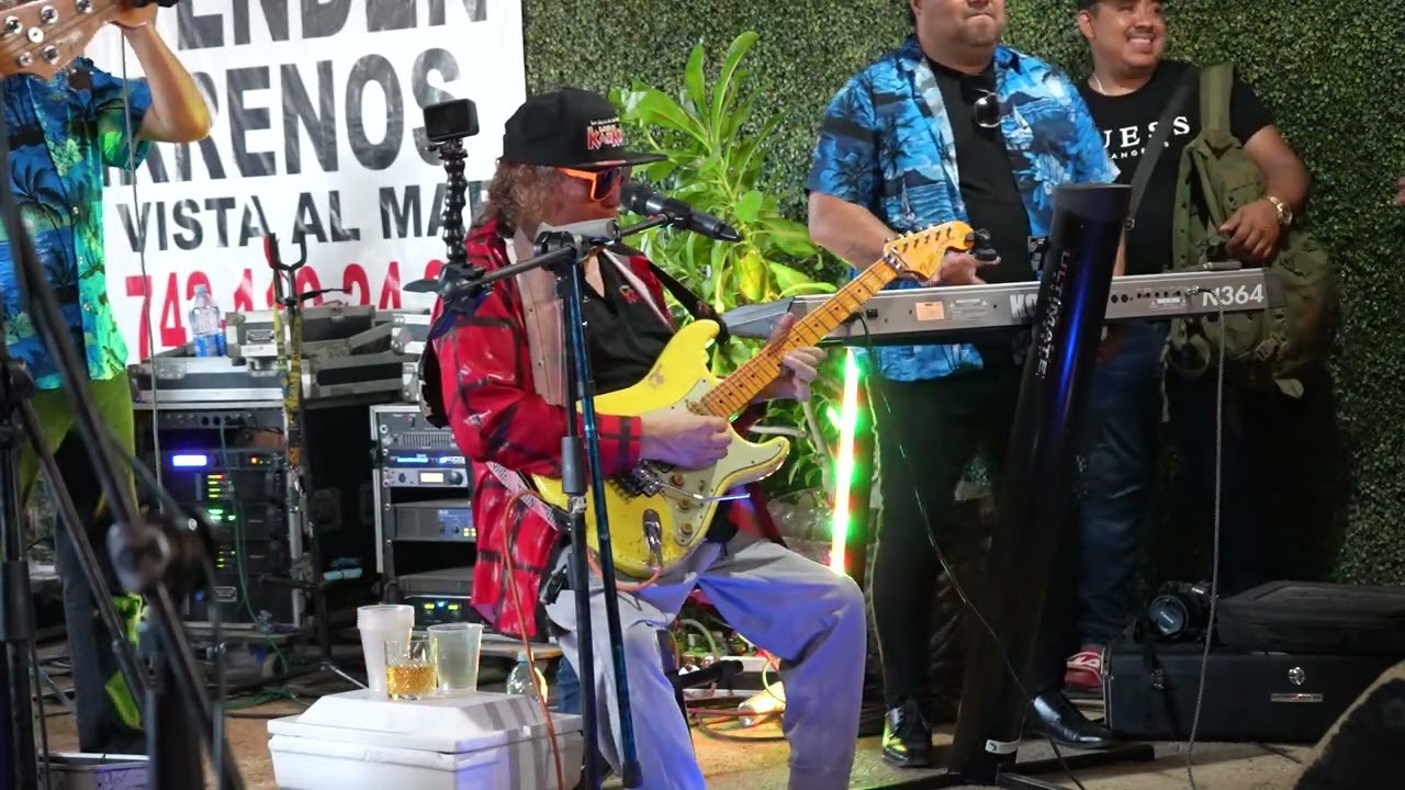 Popurri Cama de Goyo - Barriga de Cuche - Los Karkiks en Vivo 2025