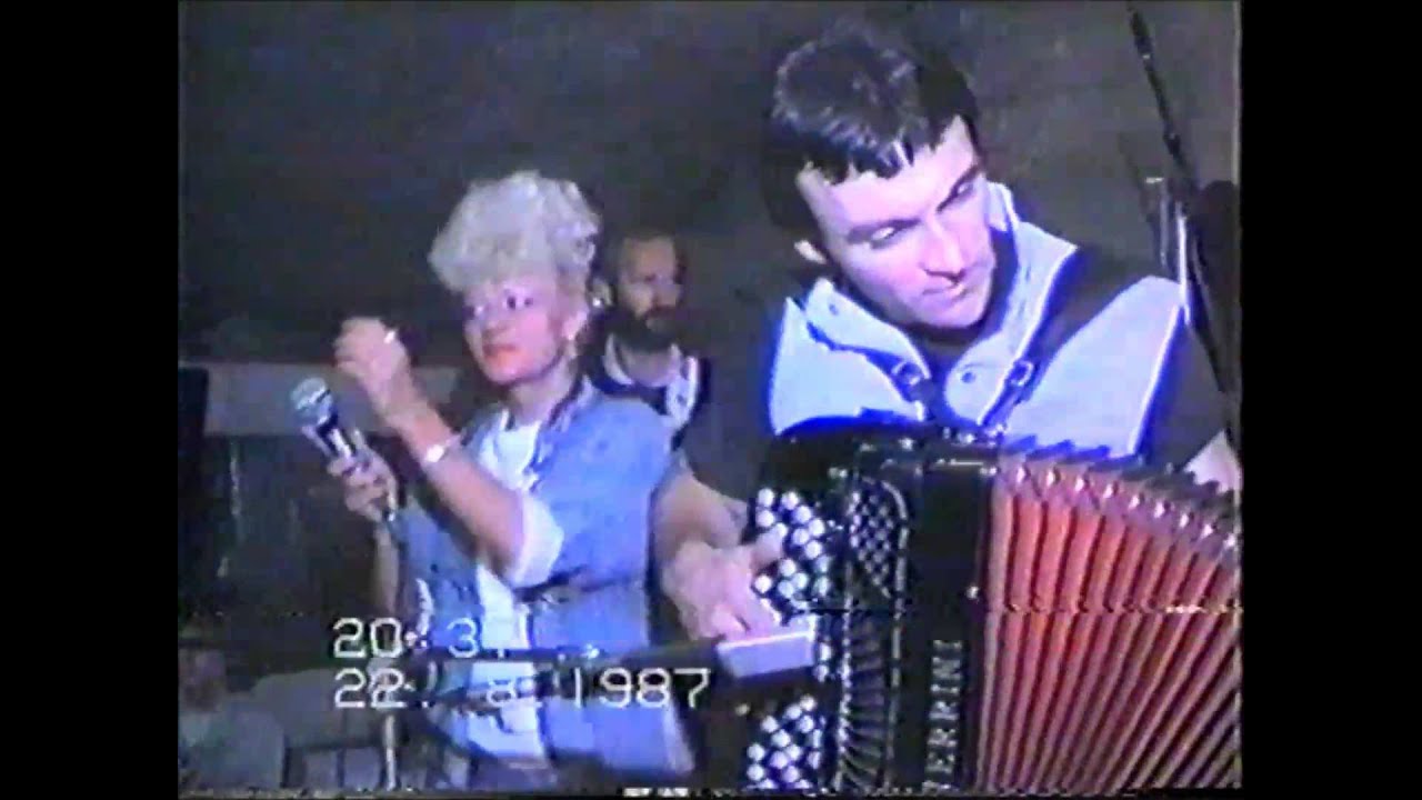 Lila Mladenovic i orkestar Dan i noc