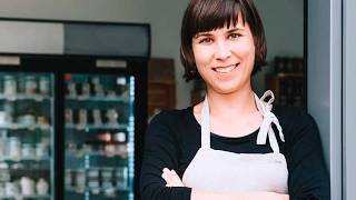 The psychology behind winning customers