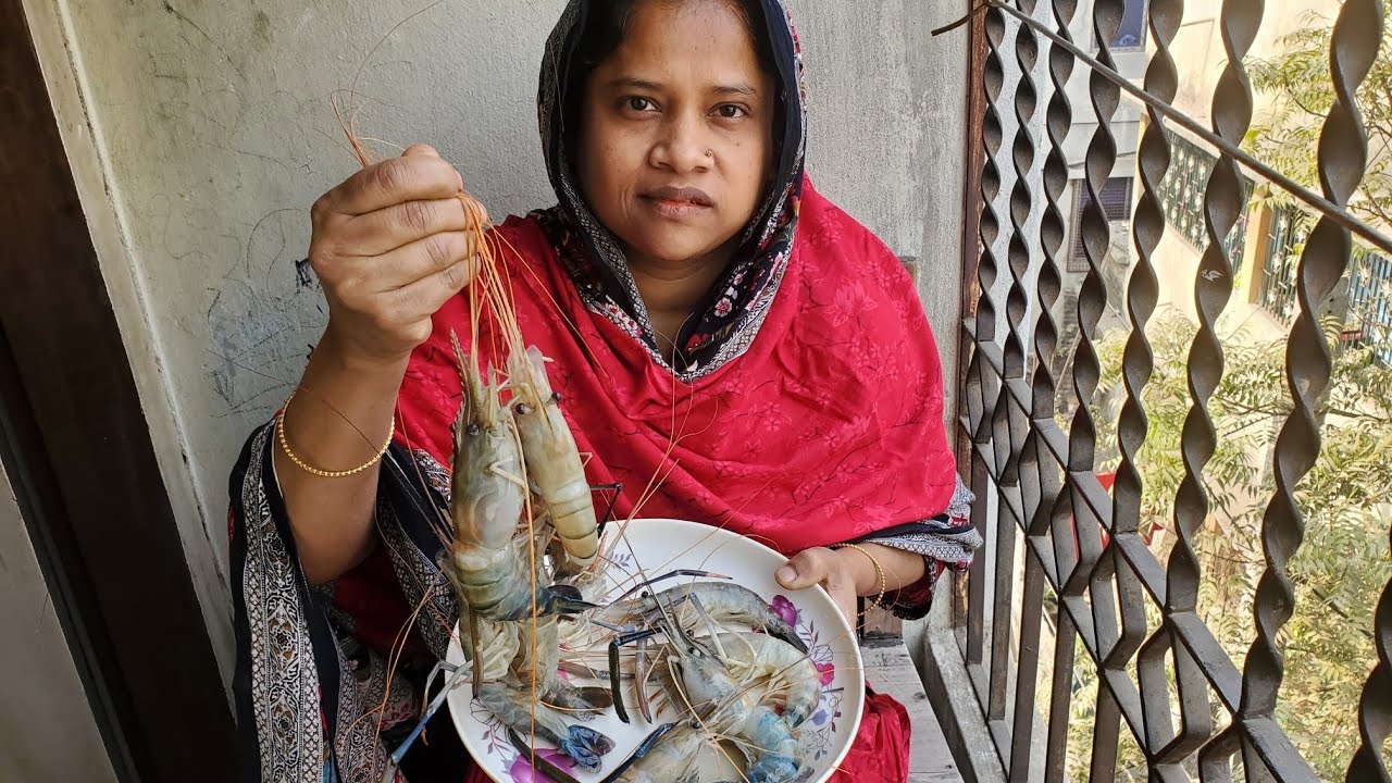 বড় গলদা চিংড়ি মাছ ভুনা || big chingri mach bhuna