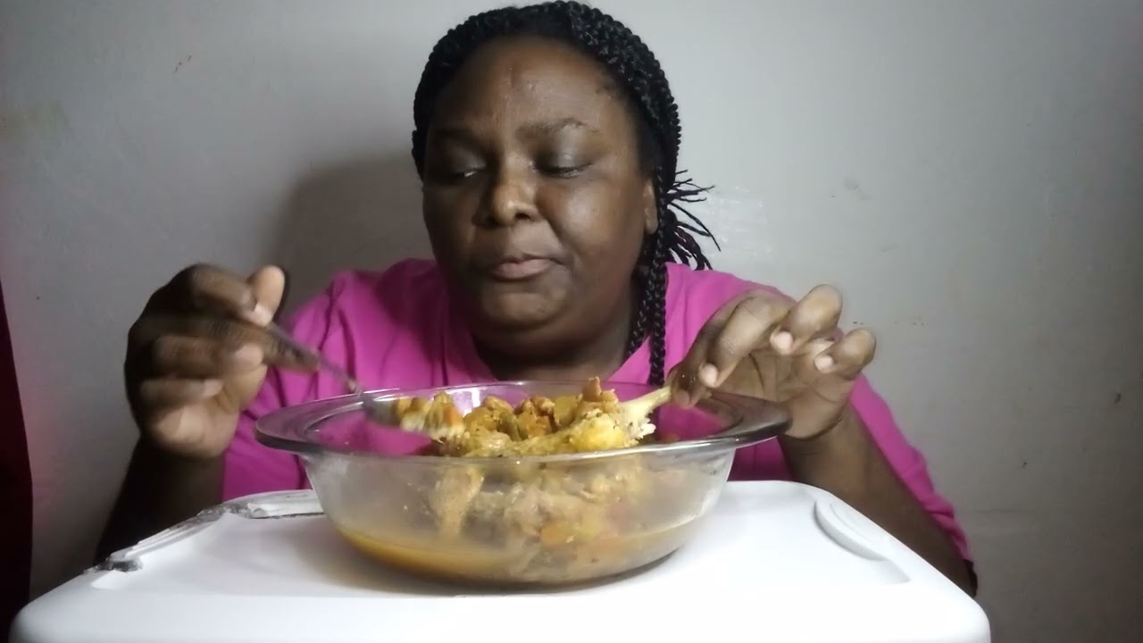 BOILED CHICKEN WITH MIX VEGETABLE 