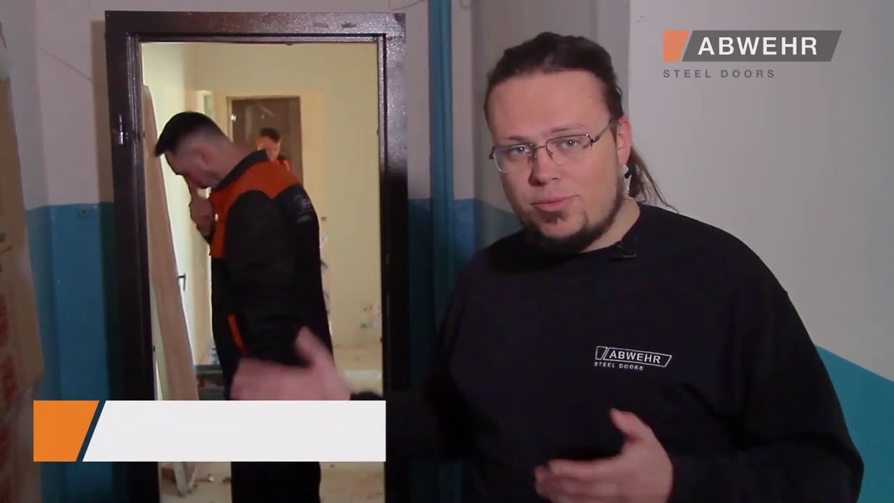 Установка входных дверей и доборов на двери ABWEHR™ - YouTube