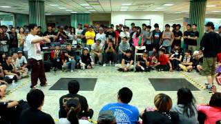 20121025 Freshman Battle FreeStyle Best16 李秀才vs 奕豪