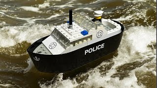 Building LEGO 709-1 Police Boat (1978)