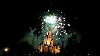 Walt Disney World New Years Eve Fireworks At The Magic Kingdom Hub 2015-2016
