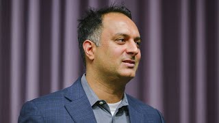 Building Billion Dollar Businesses [Entire Talk]