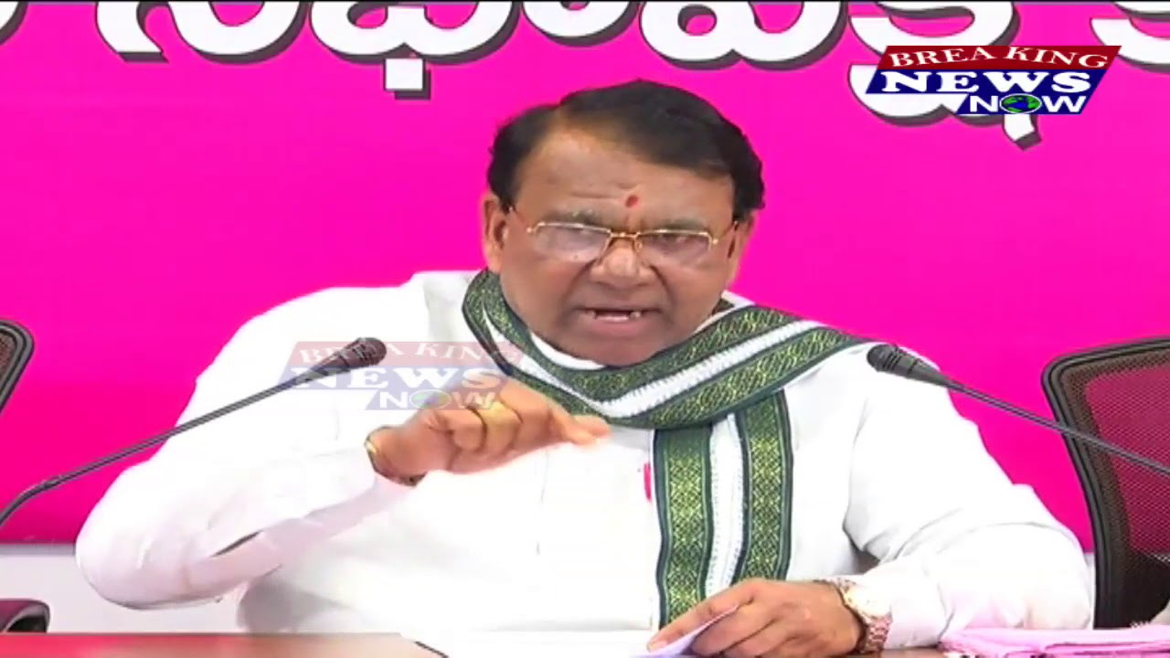 Pocharam Srinivas Reddy Strong Reply to Congress Leaders over Farmer Problems