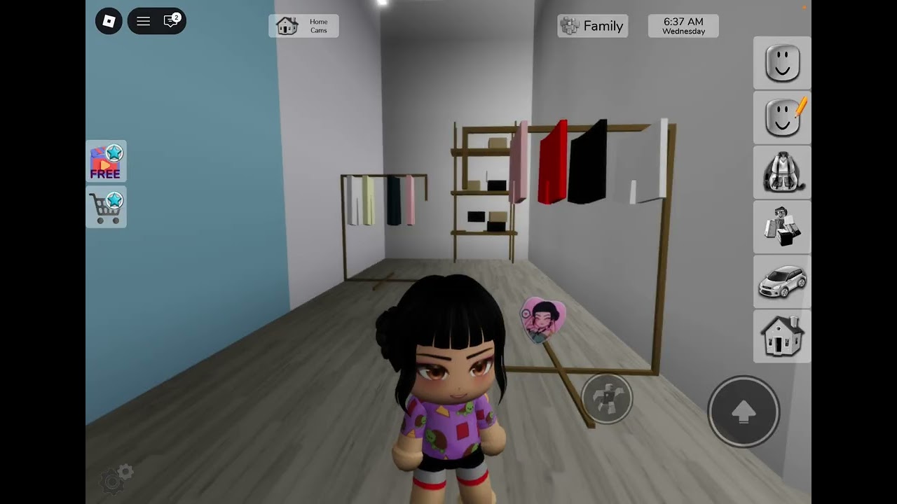 IM PLAYING BROOKHAVEN CREATING ZOEY (I’m sorry that I haven’t posted in a while)