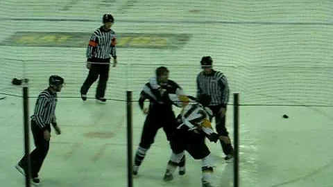 Adam Huxley vs  Tim Spencer Stockton Thunder Hocke...