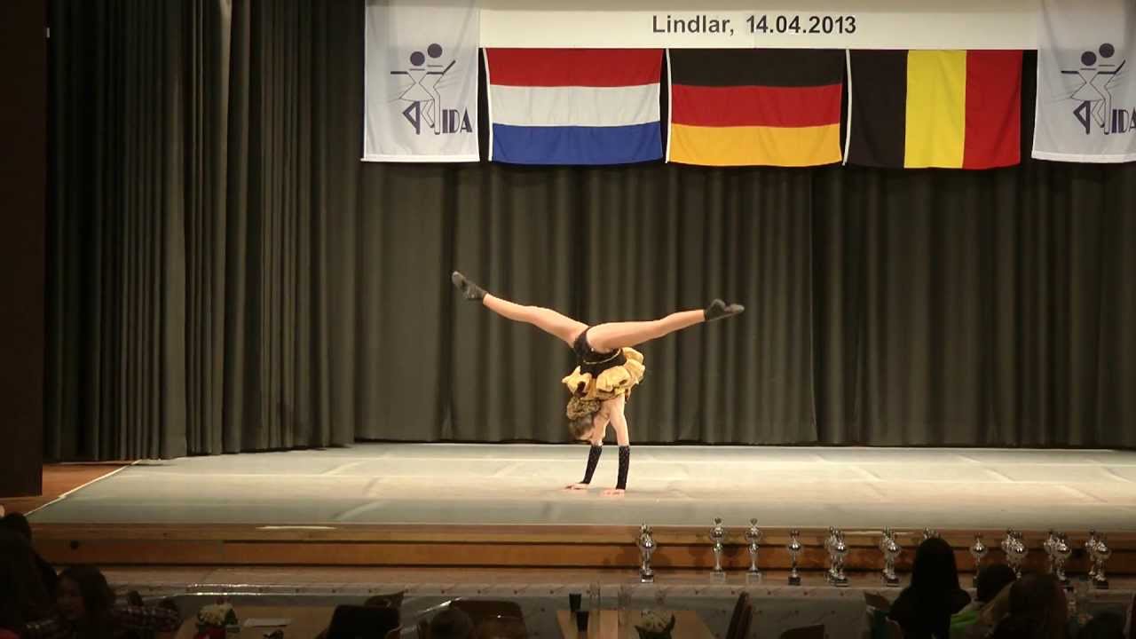 Tanzmariechen Cassie Schmeets 2012-2013