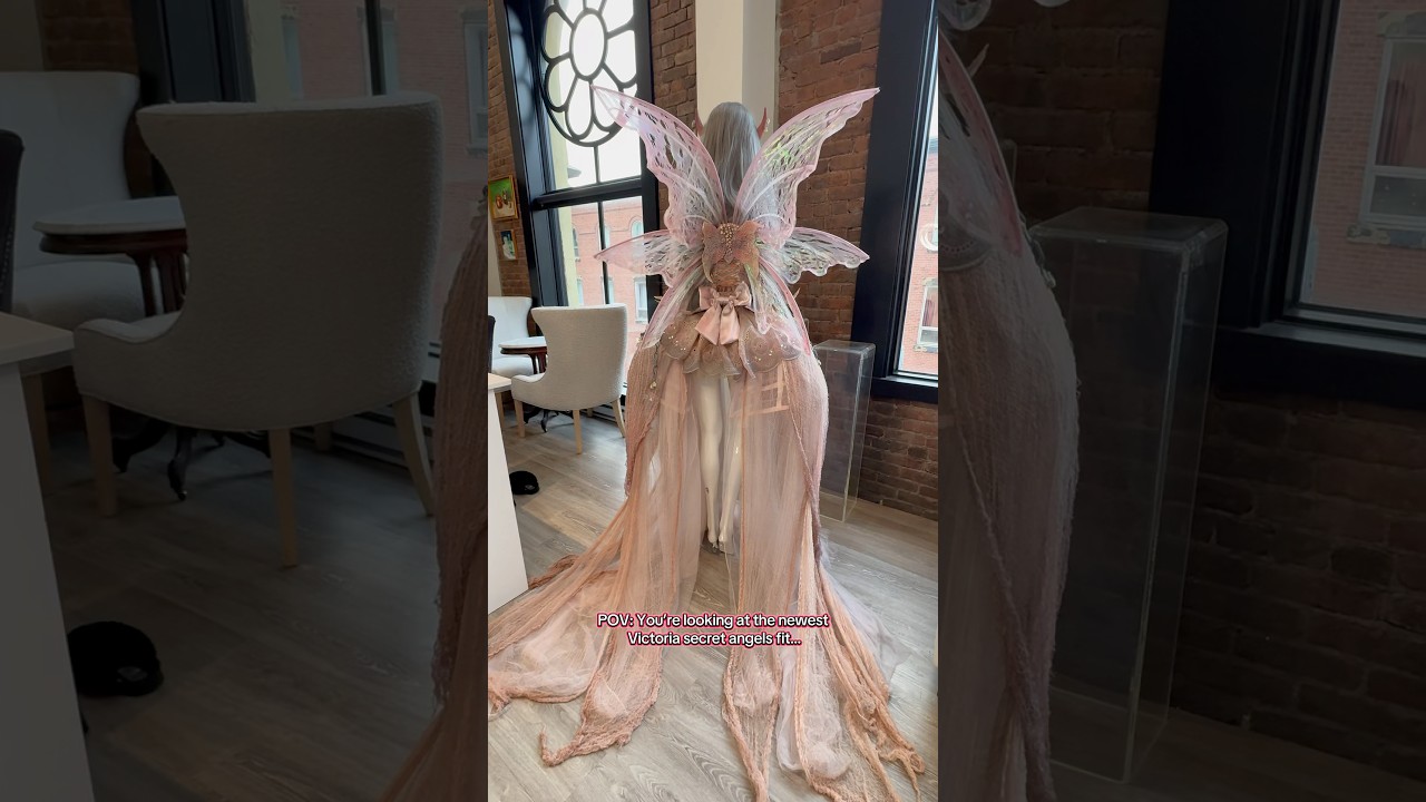 Watcing TV:Omg so pretty! Wait..what’s that😀..🤢😵‍💫 #halloween #costume #halloweencostume #wings
