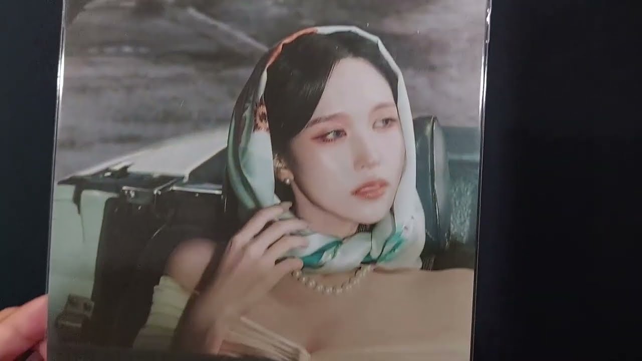 MISAMO JAPAN 2nd MINI ALBUM『HAUTE COUTURE』｜Unboxing - YouTube