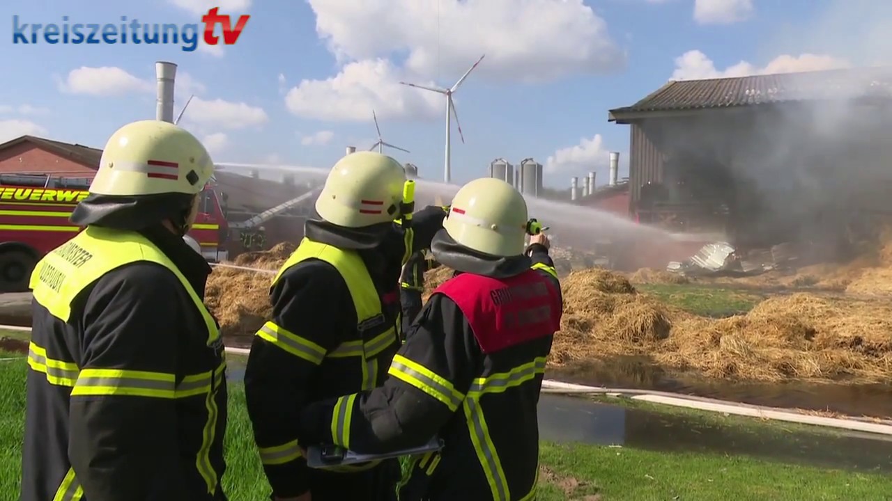 Strohlager in Wildeshausen-Düngstrup abgebrannt