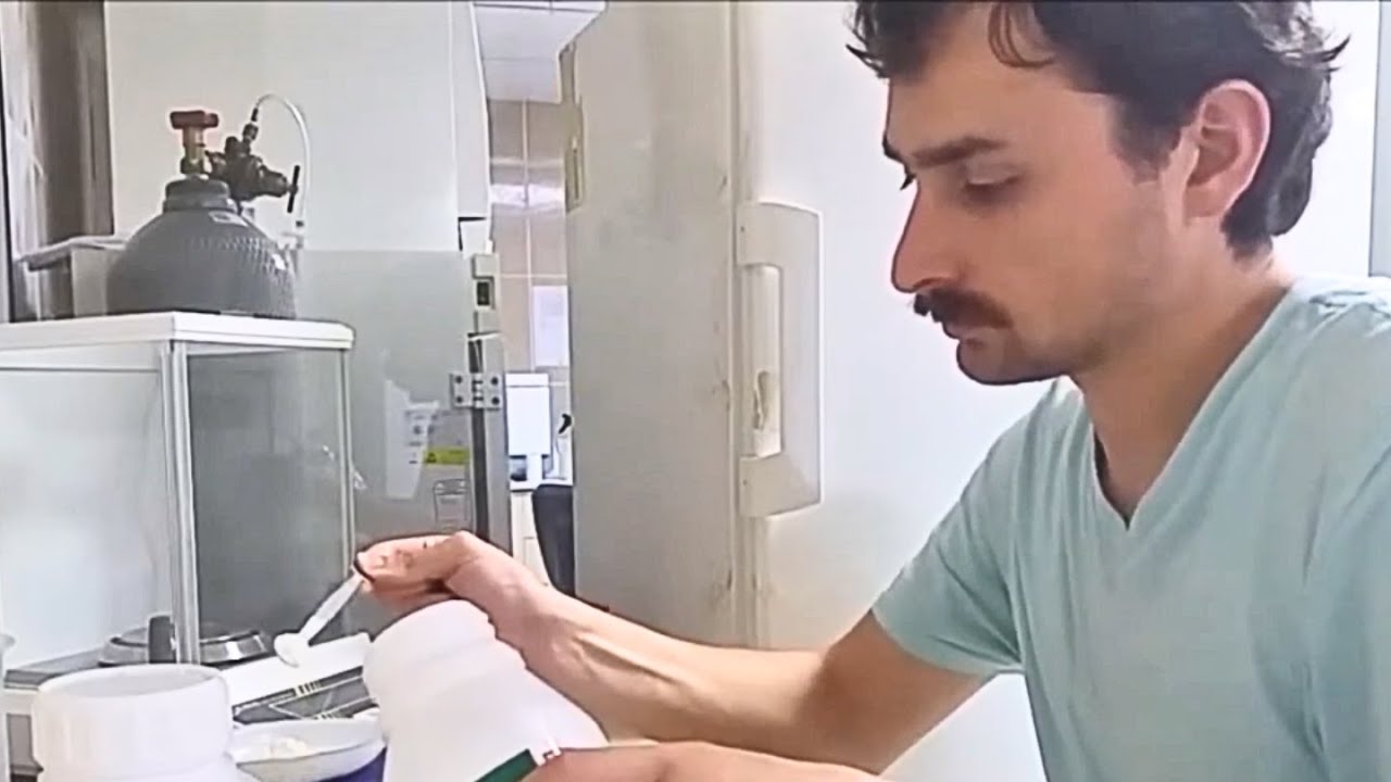 Preparing Liquid and Solid Media for Microorganisms