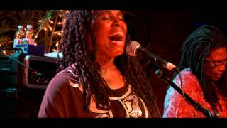 Ruthie Foster - Phenomenal (Live at Antone's) chords