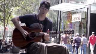 Video thumbnail of "Epic Guitar Player. Awesome Street Performer"