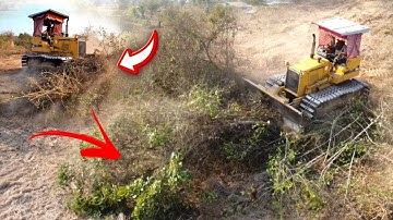 Incredible Excellent Techniques operator Dozer working Push to cleaning the forest