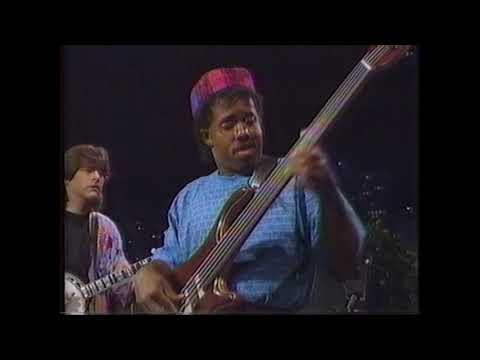 Bela Fleck & The Flecktones -- Flight of the Cosmic Hippo