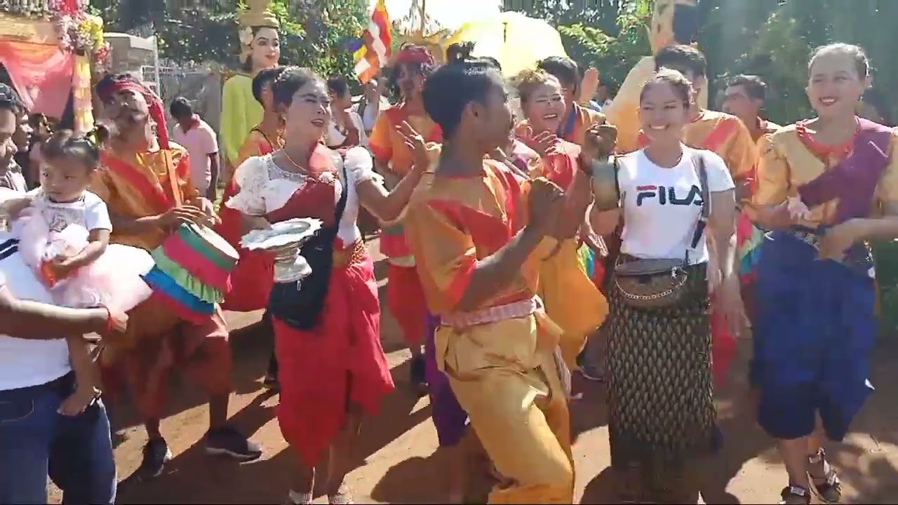 រំលឹកបុណ្យកថិនទាន