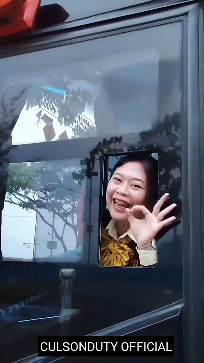 Kata - Kata Pramugari Cantik Rosalia Indah #shorts #rosaliaindah #rosaliaindahmania #busmania