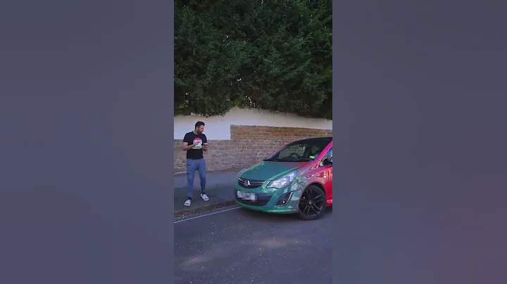 Colour Changing Car - WHAT!? ⚠️