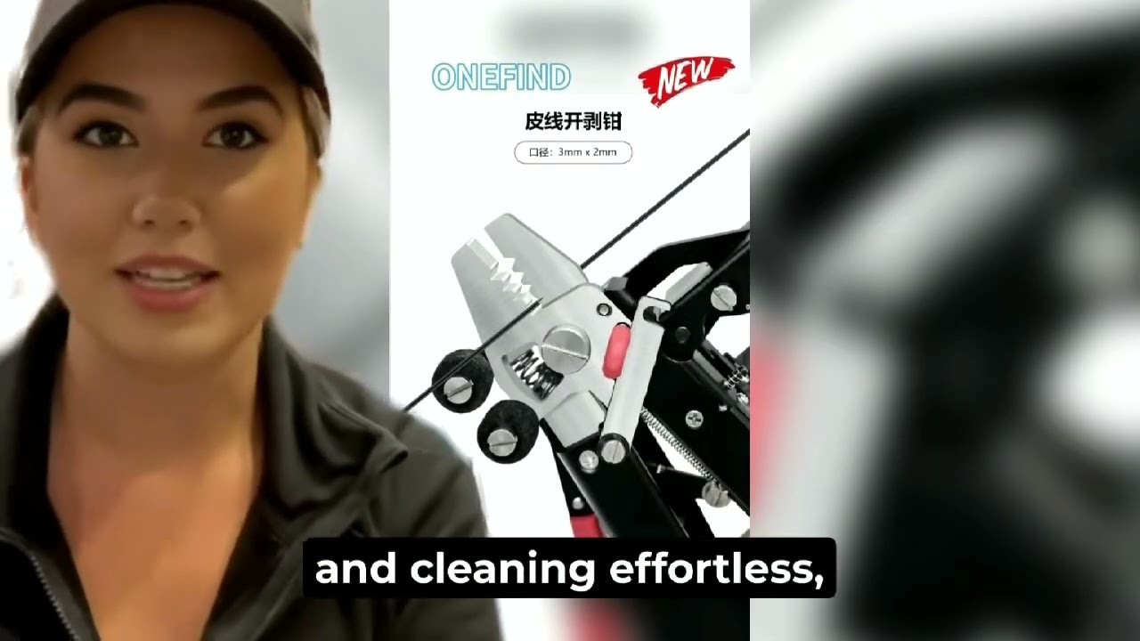 Fiber stripper with fiber cleaver 