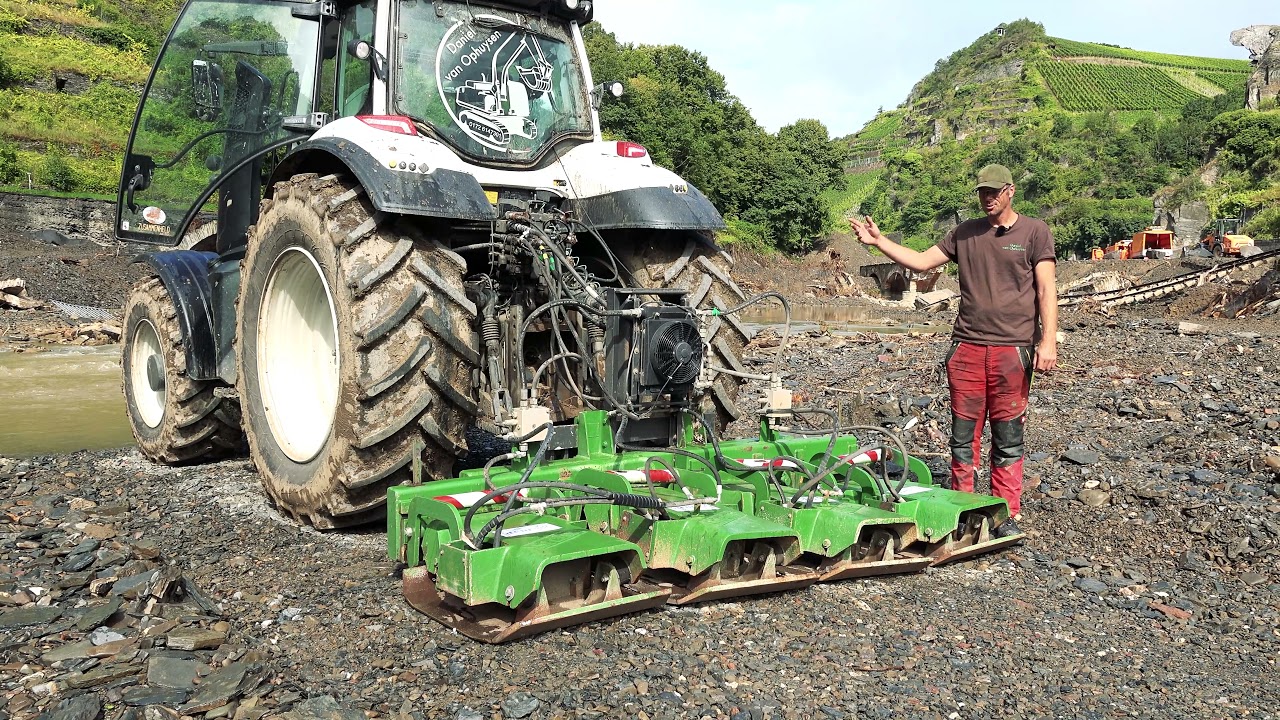 Stehr stellt kostenlos Verdichtungstechnik im Ahrtal (Bad Neuenahr-Ahrweiler) zur Verfügung.