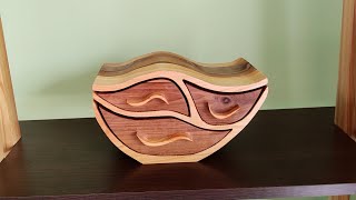 Bandsaw box from Walnut and Cherry