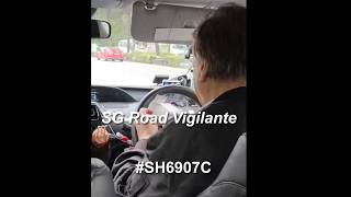 5mar2026  #SH6907C comfort taxi driver driving on the expressway with hands off the steering wheel