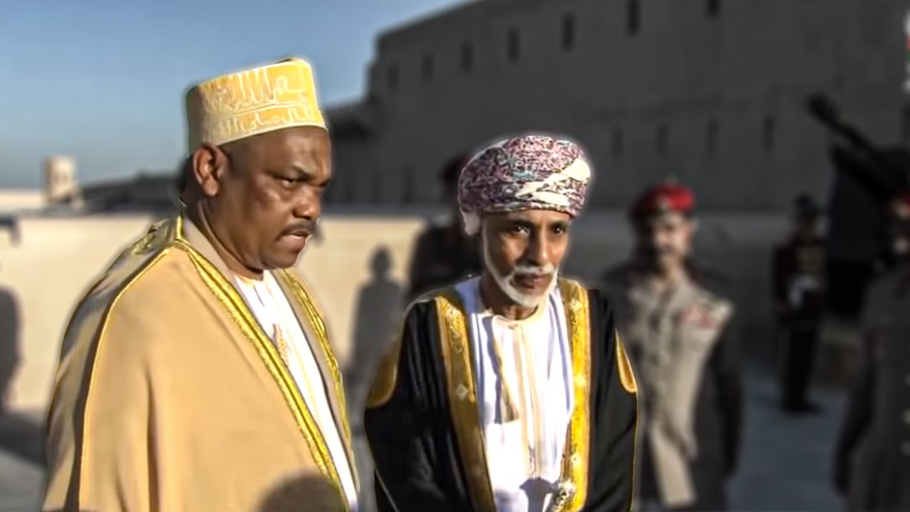 إستقبال السلطان قابوس لرئيس جمهورية جزر القمر بحصن الشموخ