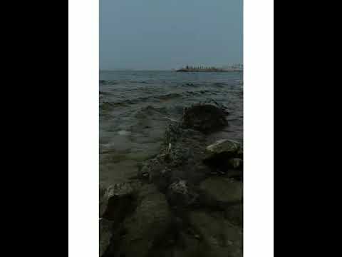 ياترى العيب ف مين