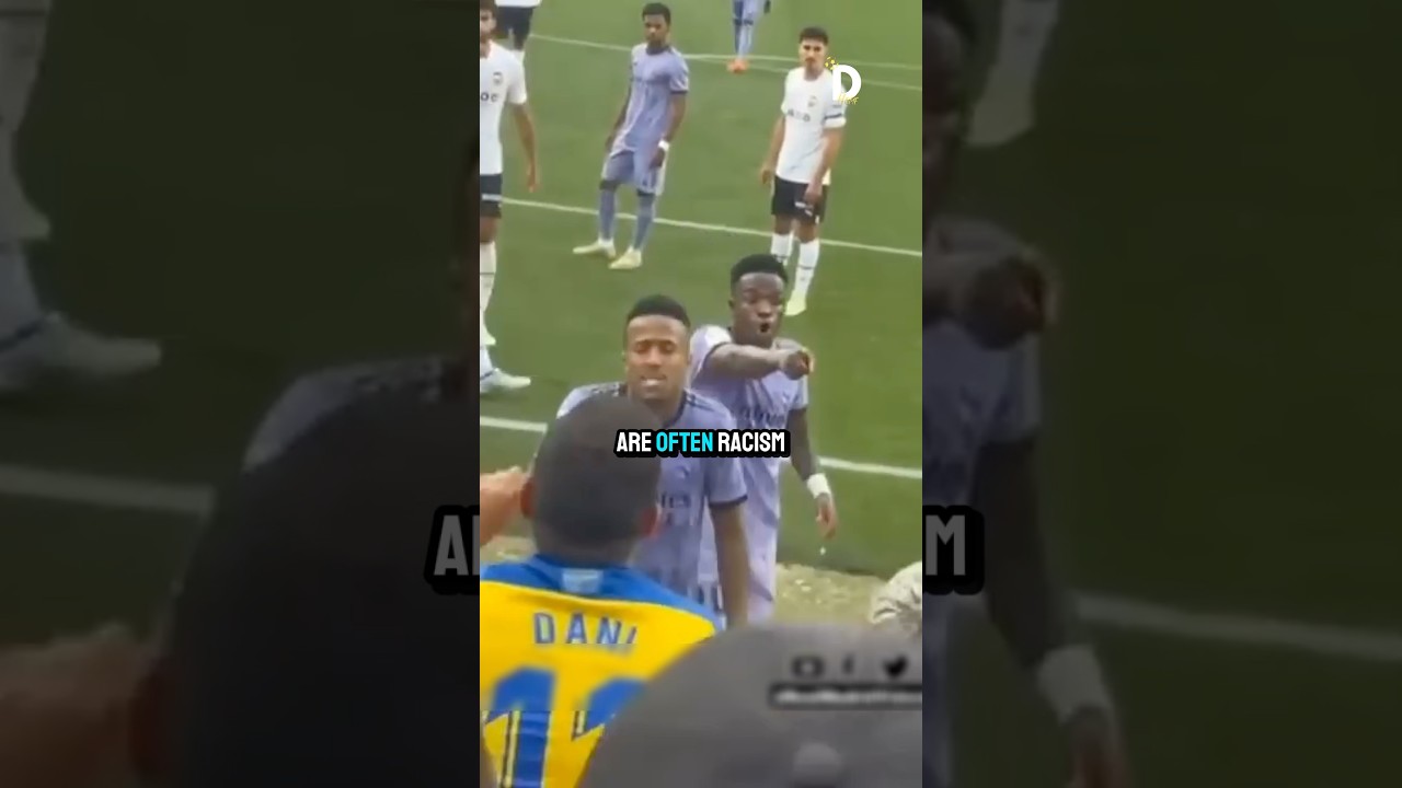 Судья-расист ☠️ Самый мрачный момент в футболе 😳