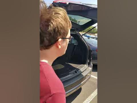 2017 Dodge Durango Power Liftgate Option - YouTube