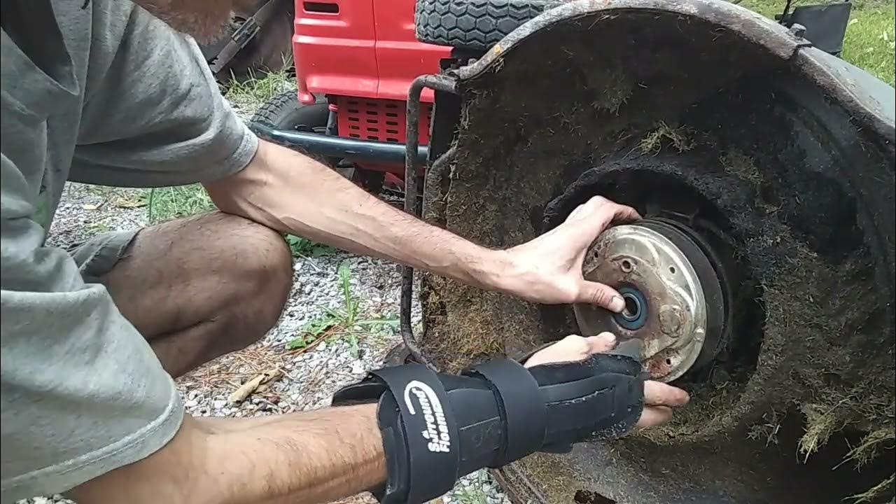 Honda Lawnmower Blades(Don't make this mistake)! - YouTube