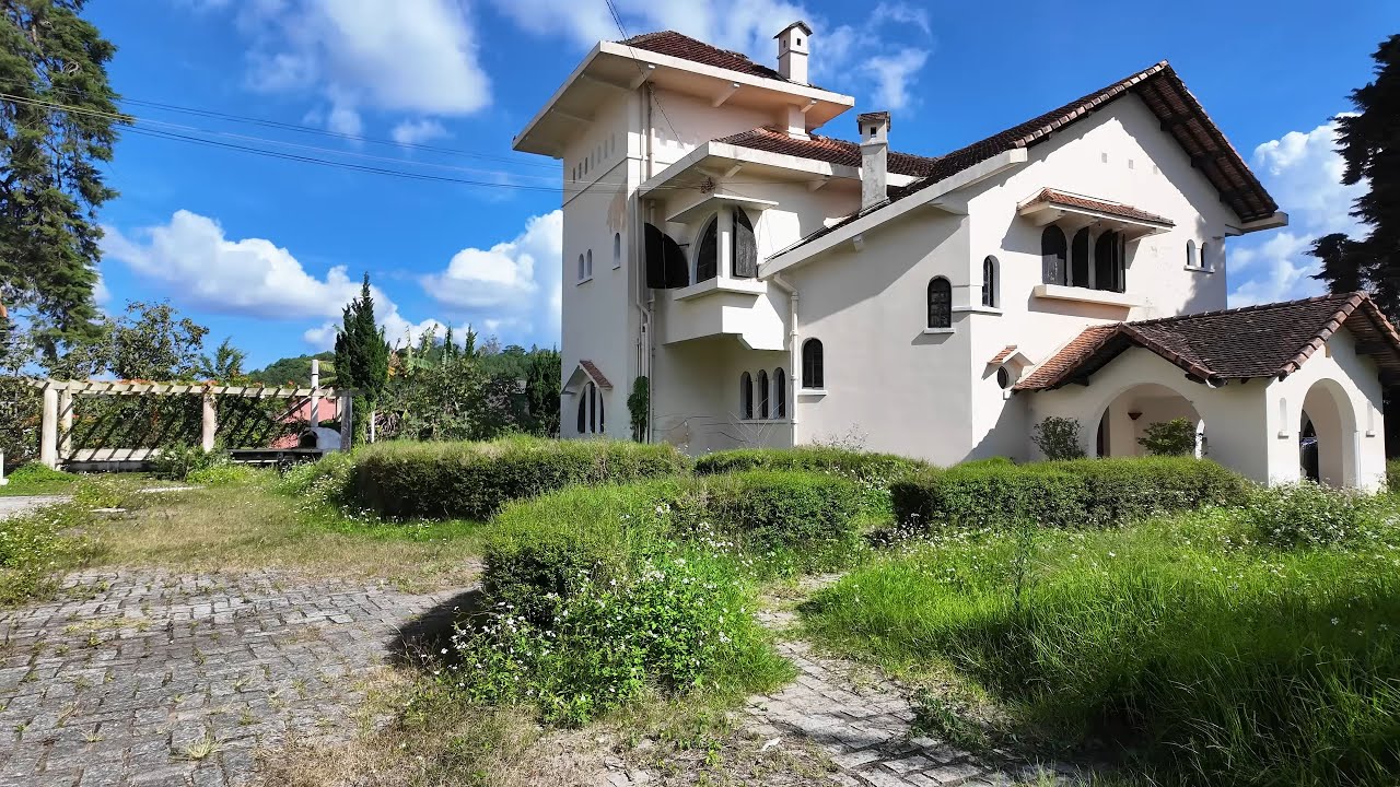 I Lived Like a CEO for 3 Years in My $1,000,000 Mansion and Here's What Happened