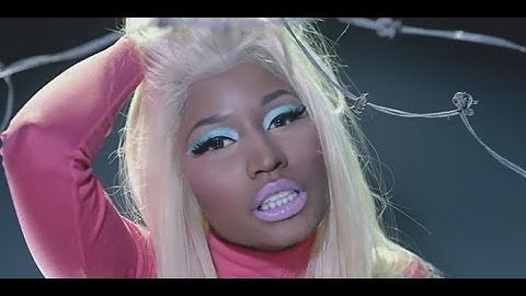 Nicki Minaj - Beez In The Trap (Explicit) ft. 2 Chainz -  [Official Video] - [Music Video Review]