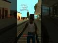 ¿Que pasaría si nos ATROPELLA un TREN mientras BAILAMOS en GTA San Andreas? 🤯 #shorts