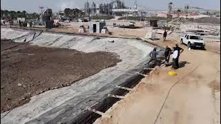 Pumping, recycling and restoration of a sludge lagoon