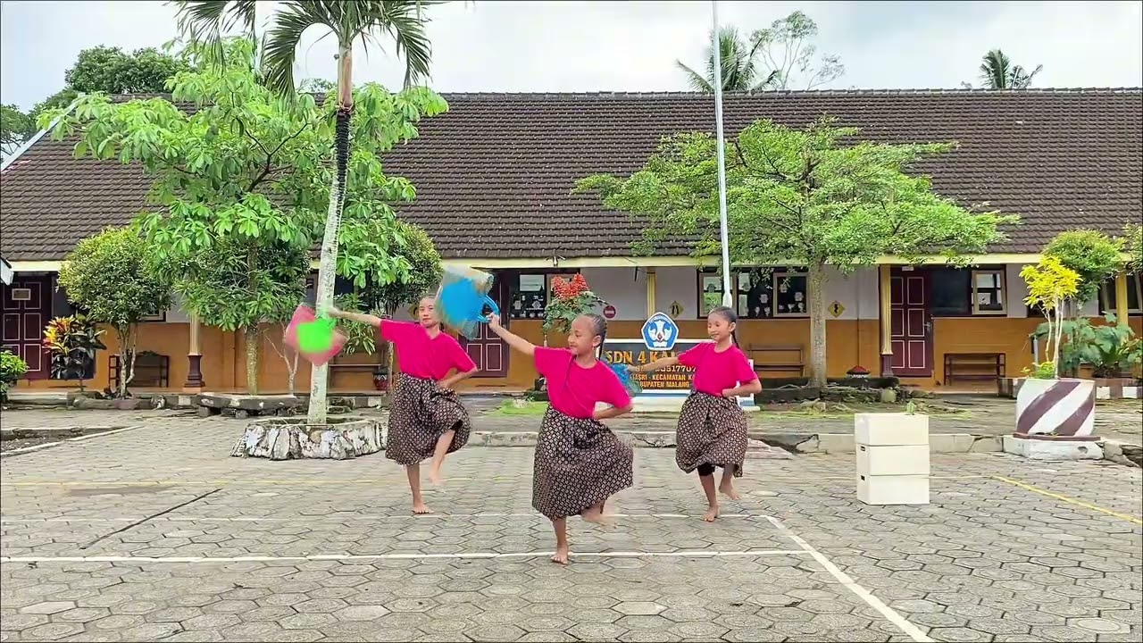 TARI MAPEKEN by SD NEGERI 4 KALIASRI