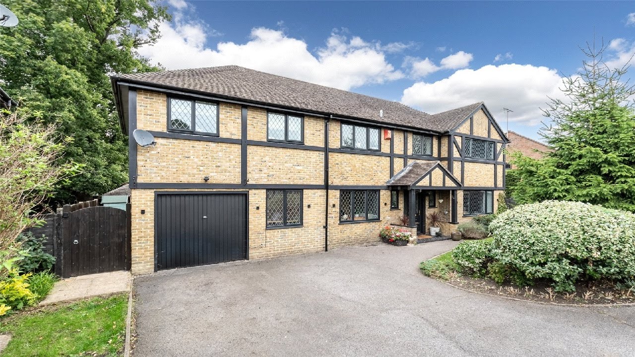 Redditch, Albany Park, Bracknell Property Tour YouTube