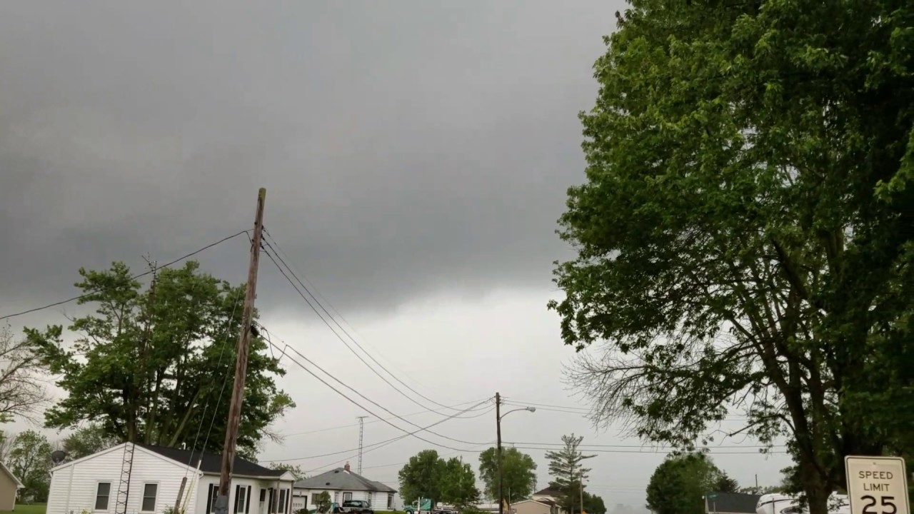 Wolcott indiana tornado 5/20/17(2) YouTube