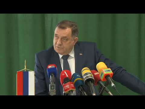 Dodik: Šmit je nelegalan, ne poznaje situaciju i može samo da kleveće