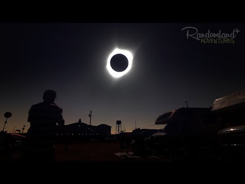 What a TOTAL ECLIPSE looks like - Apocalypse!