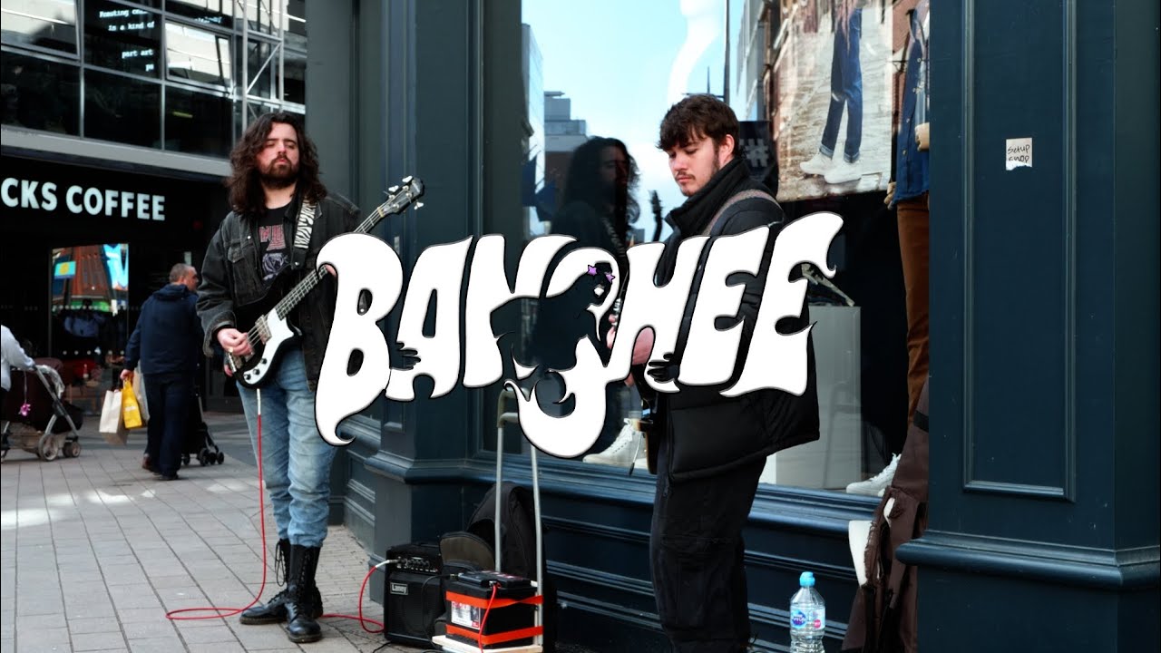 China Town / Paranoid - Thin Lizzy / Black Sabbath Busking Cover - Banshee