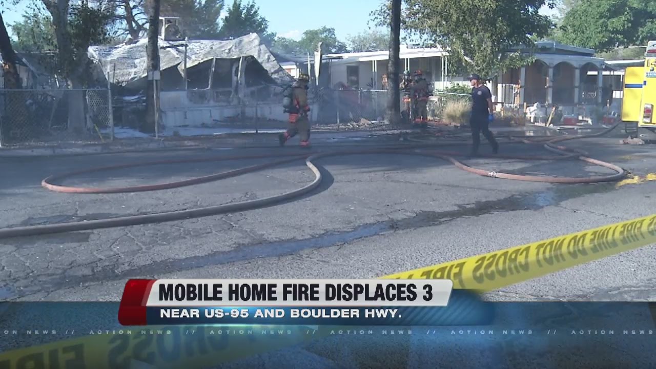 Firefighters respond to mobile home fire - YouTube