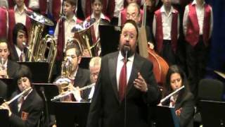 Avremi Rott sings Marsh Habaal Shem Tov.