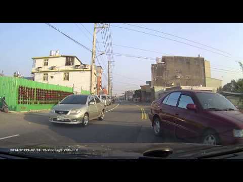 103.01.29平鎮新光路車禍