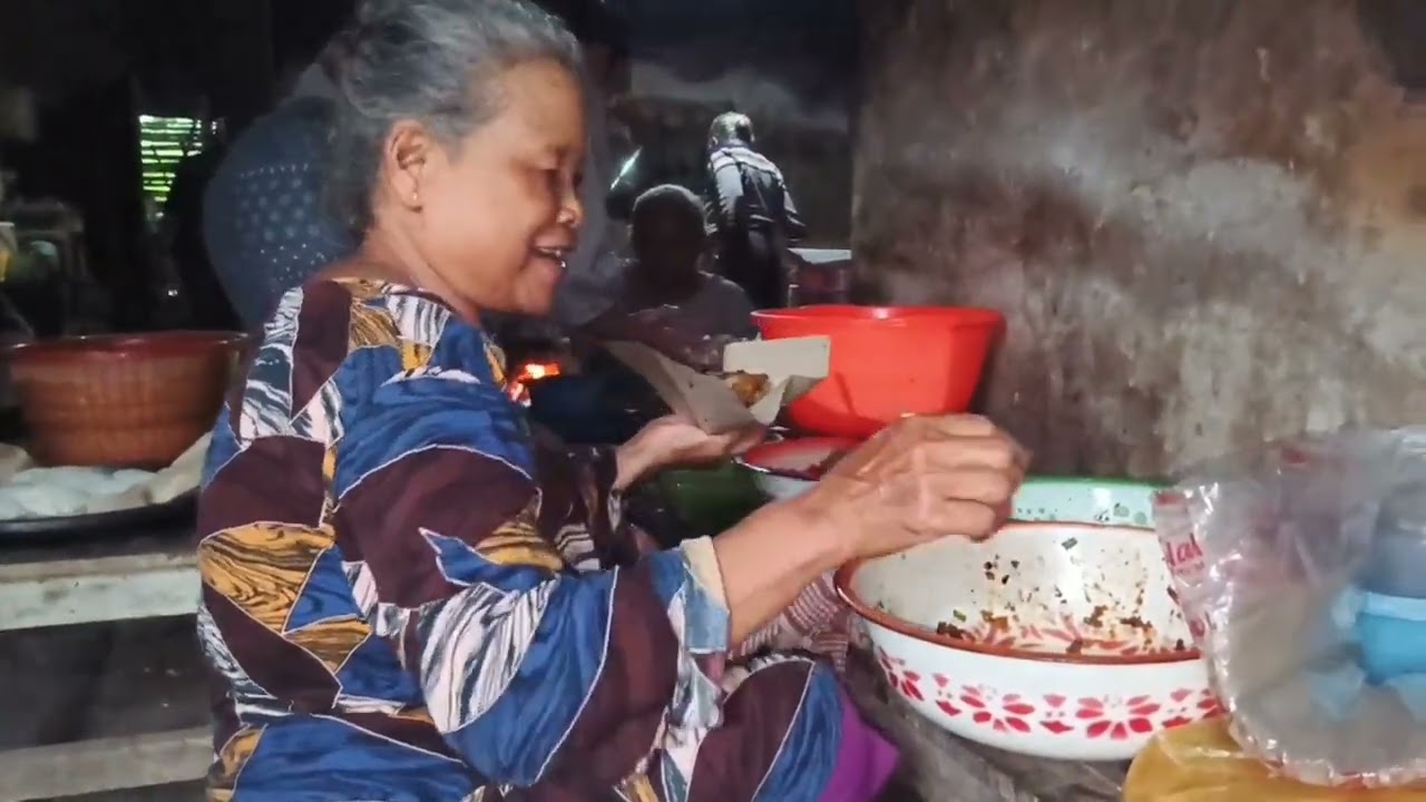 Mengenang  2 tahun  kepergian Alm suami, selamatan mendak ke 2  untuk alm suami.