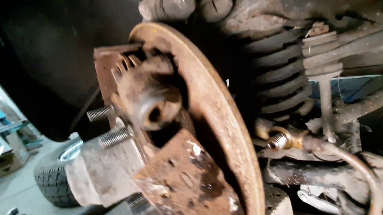 Ремонт тормозов Волга ГАЗ-21. - YouTube